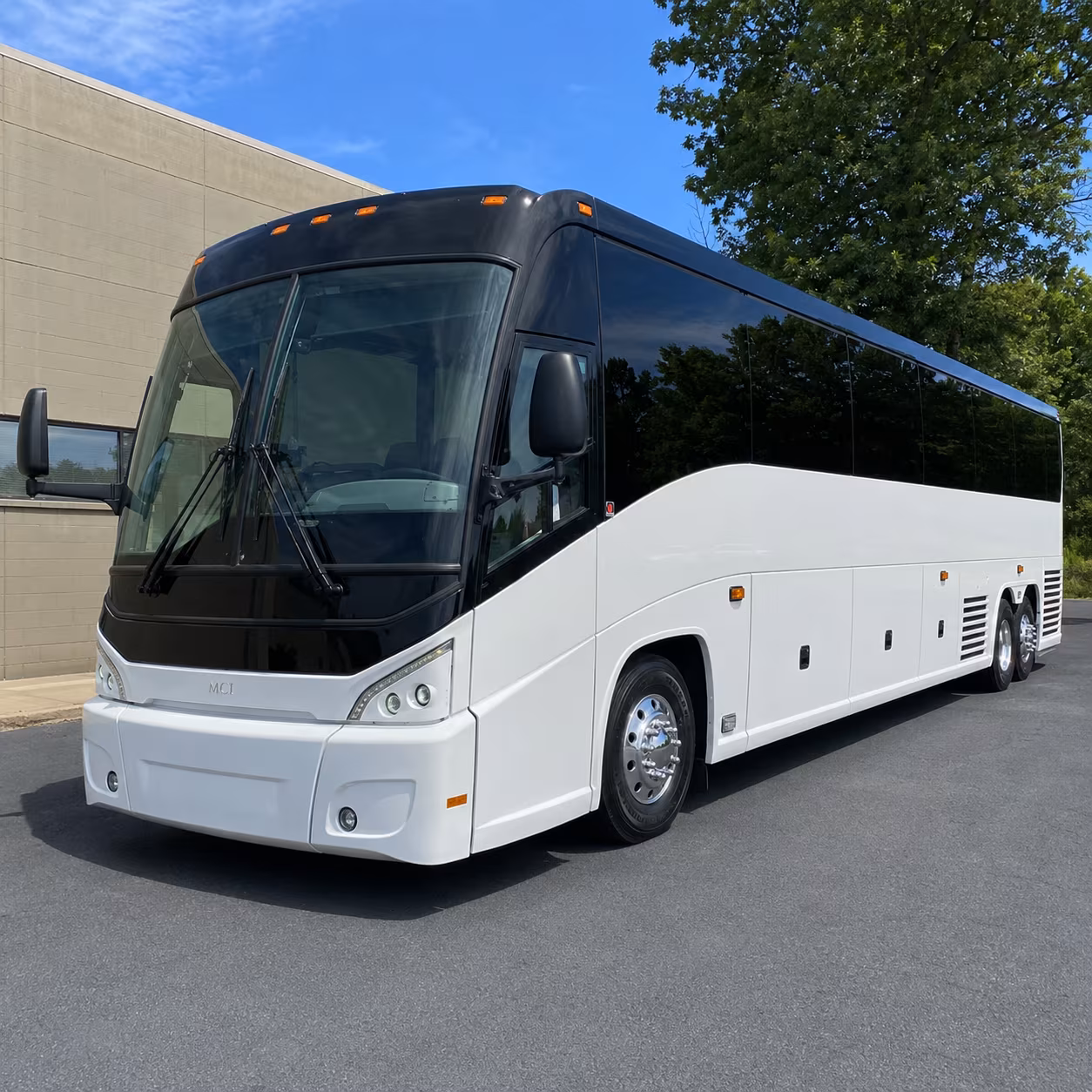 corporate group airport transfers for folsom s tech and business corridor