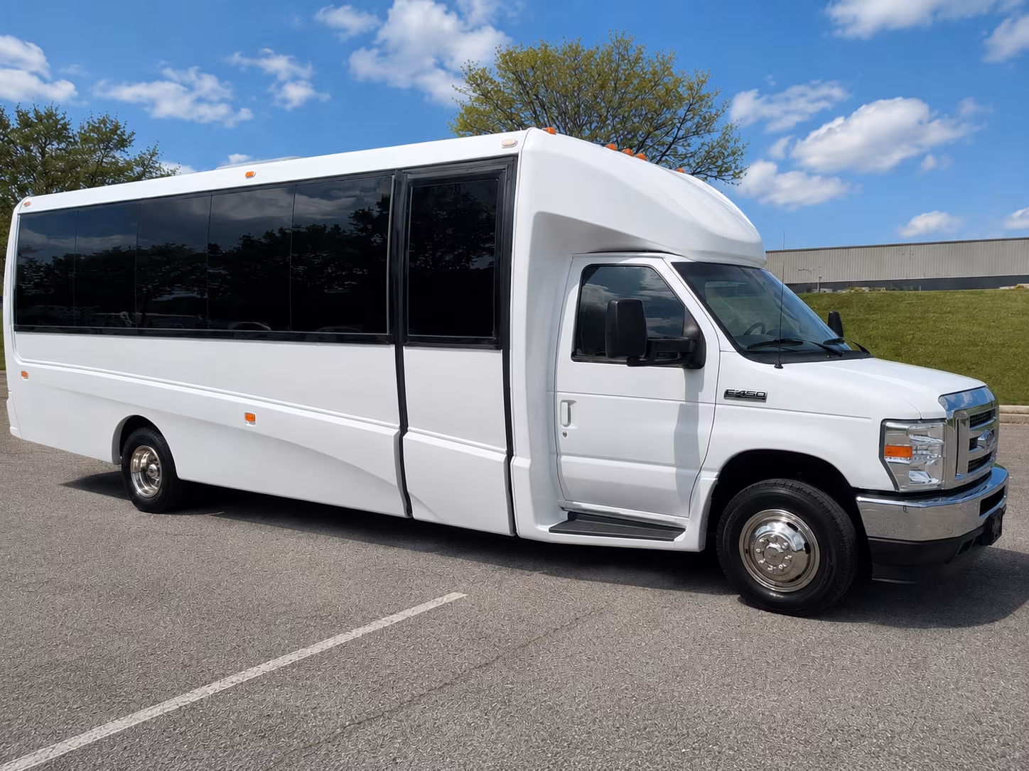 minibuses for folsom corporate shuttles trainings and client events